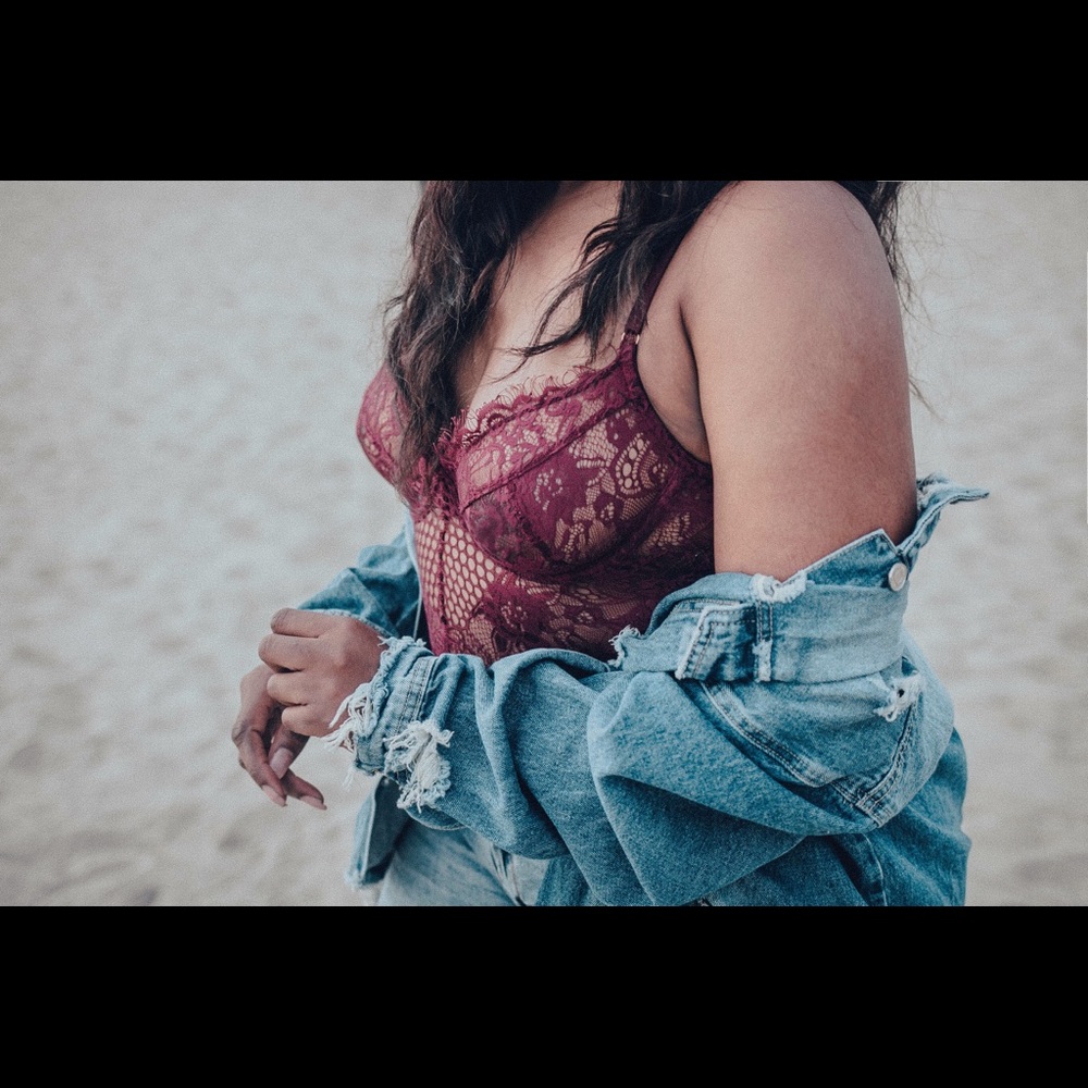 Giselle lace bodysuit